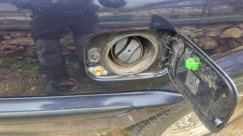 BMW 318, снимка 10 - Автомобили и джипове - 52635730