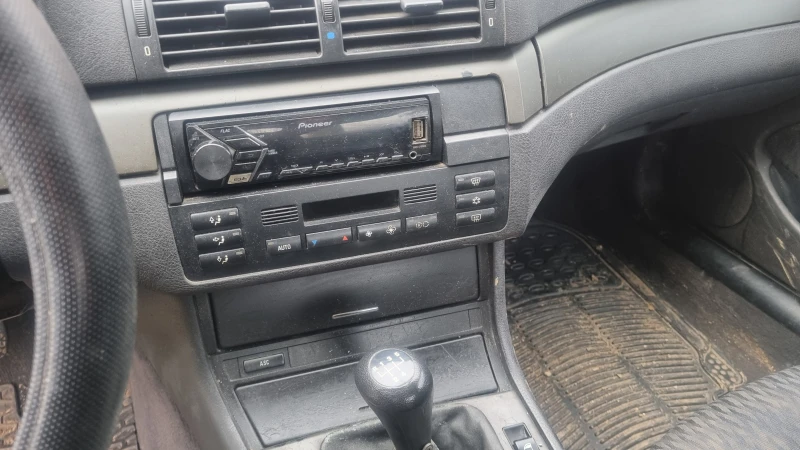 BMW 318, снимка 7 - Автомобили и джипове - 52635730