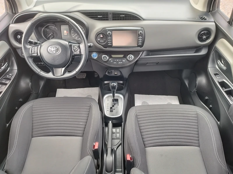 Toyota Yaris 1.5hybrid 74399km, снимка 2 - Автомобили и джипове - 53285435