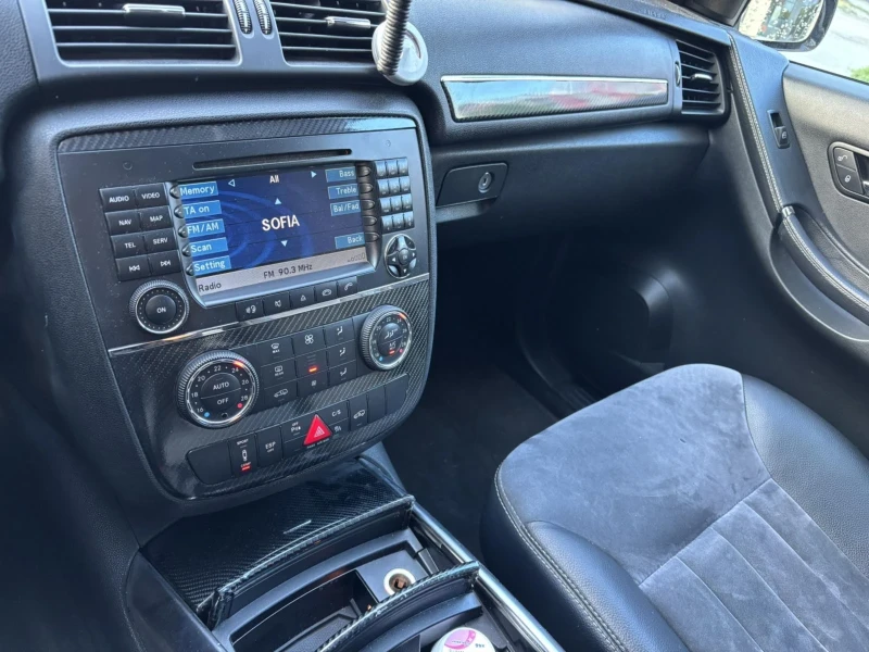 Mercedes-Benz R 320, снимка 6 - Автомобили и джипове - 53473438