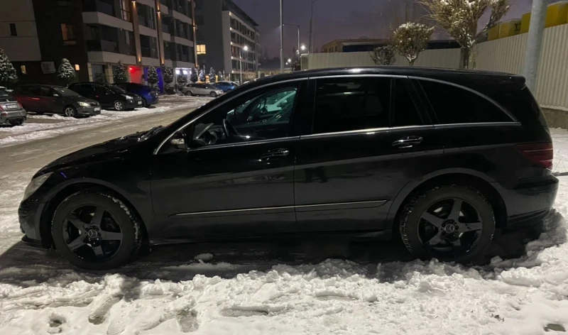 Mercedes-Benz R 320, снимка 4 - Автомобили и джипове - 53473438