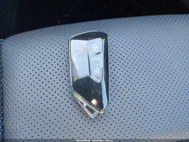 VW Golf R 2.0T, снимка 12 - Автомобили и джипове - 52548363