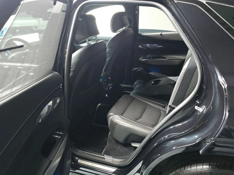 Genesis GV70 КРАЙНА ЦЕНА: 37942 EUR !!!РЕАЛНА КРАЙНА ЦЕНА!!!, снимка 11 - Автомобили и джипове - 55968028