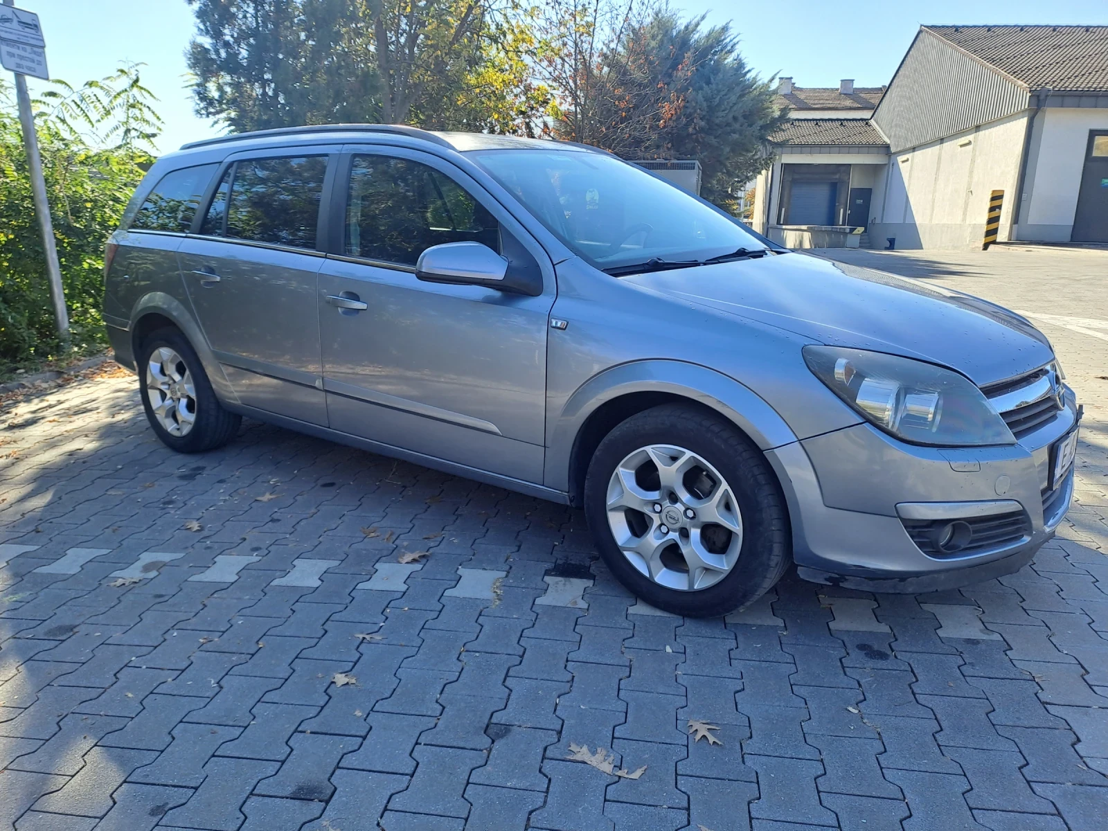 Opel Astra 1.7CDTI/101hp/AC - изображение 4