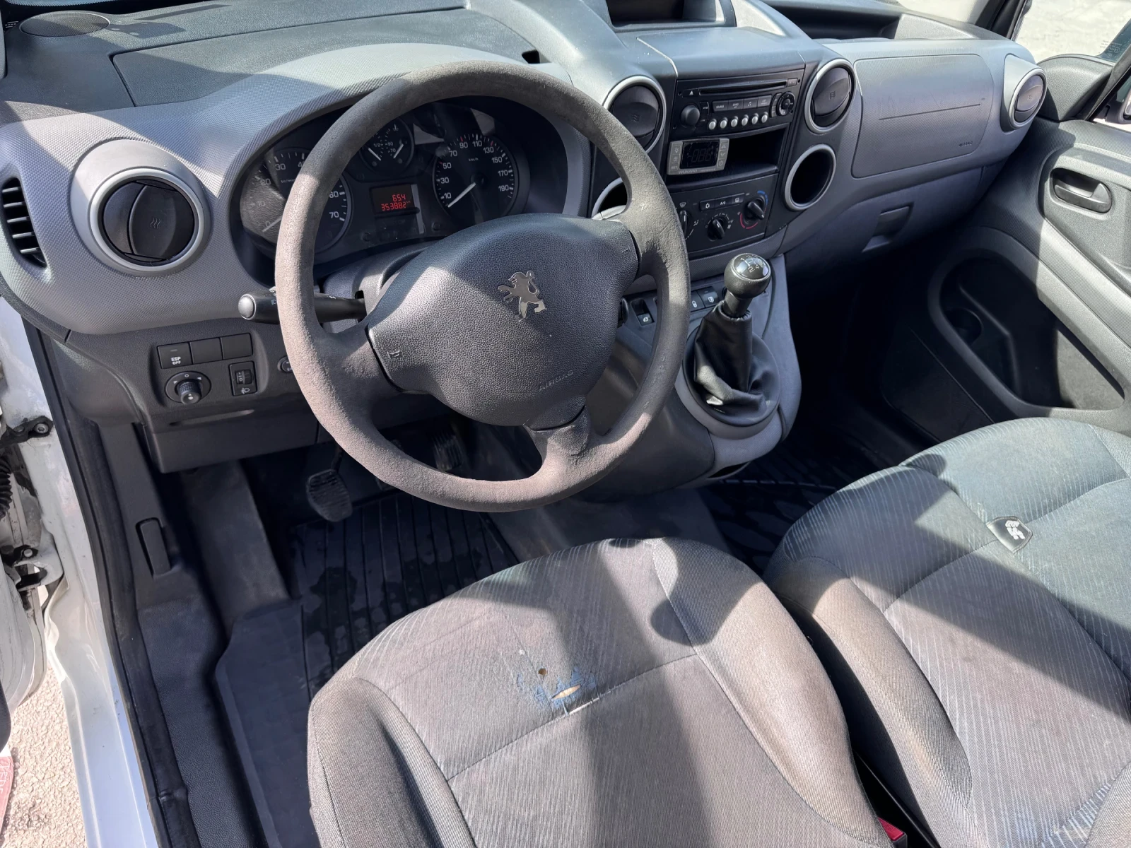 Peugeot Partner ХЛАДИЛЕН 1.6 HDi  - изображение 9
