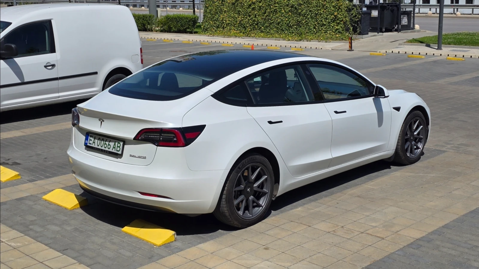 Tesla Model 3 LR Dual Motor ПЪЛНА ГАРАНЦИЯ  - изображение 5