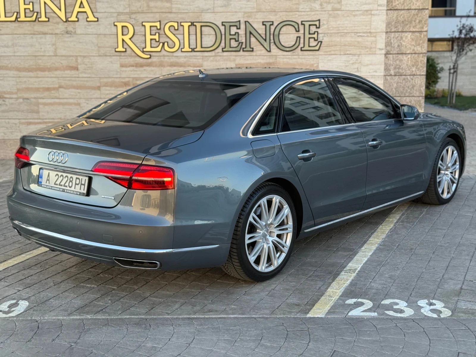 Audi A8 4.2 TDI MATRIX/ACC/360CAMERA | Mobile.bg   13