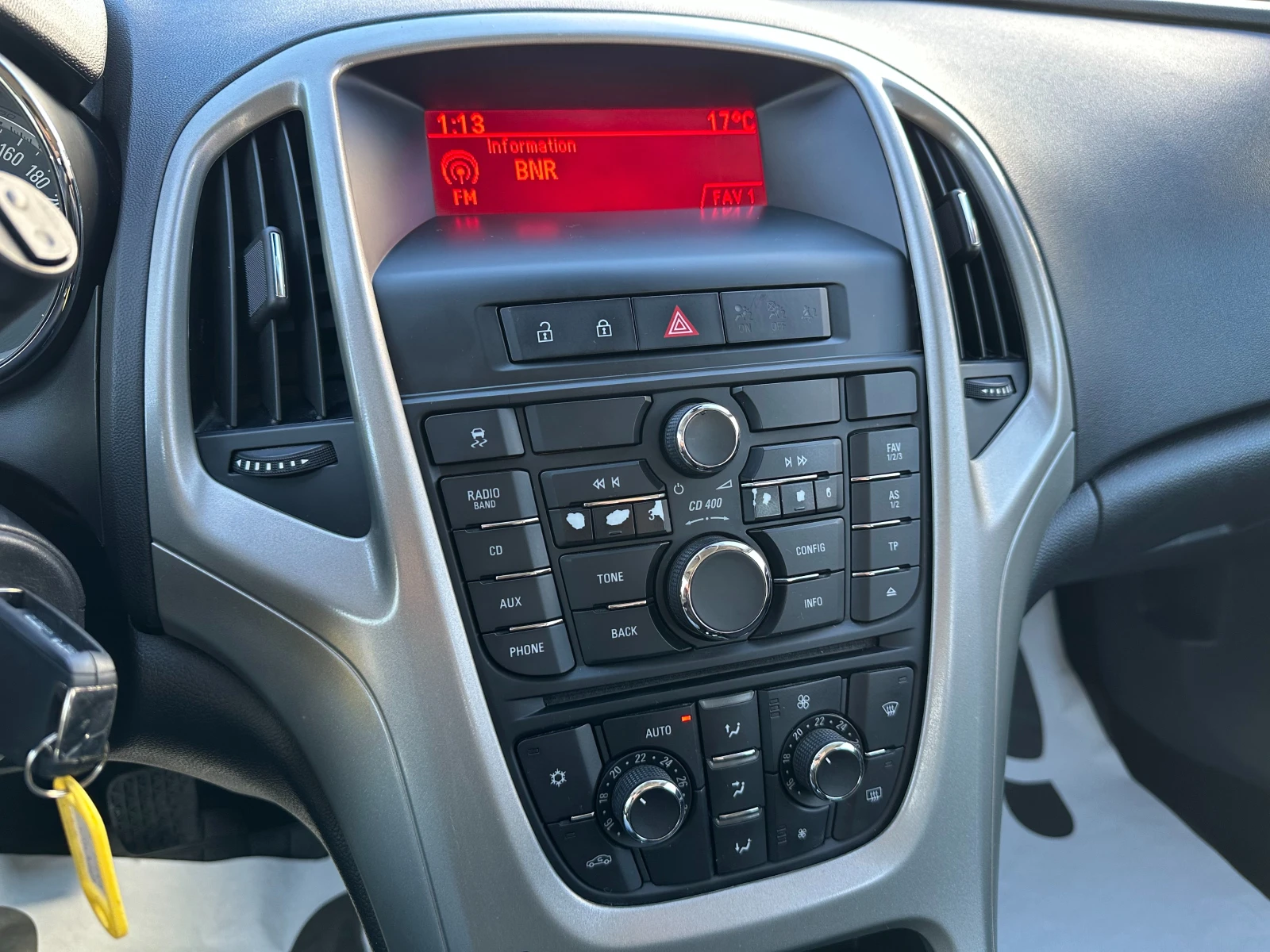 Opel Astra 1.4i 120 .. / | Mobile.bg   12