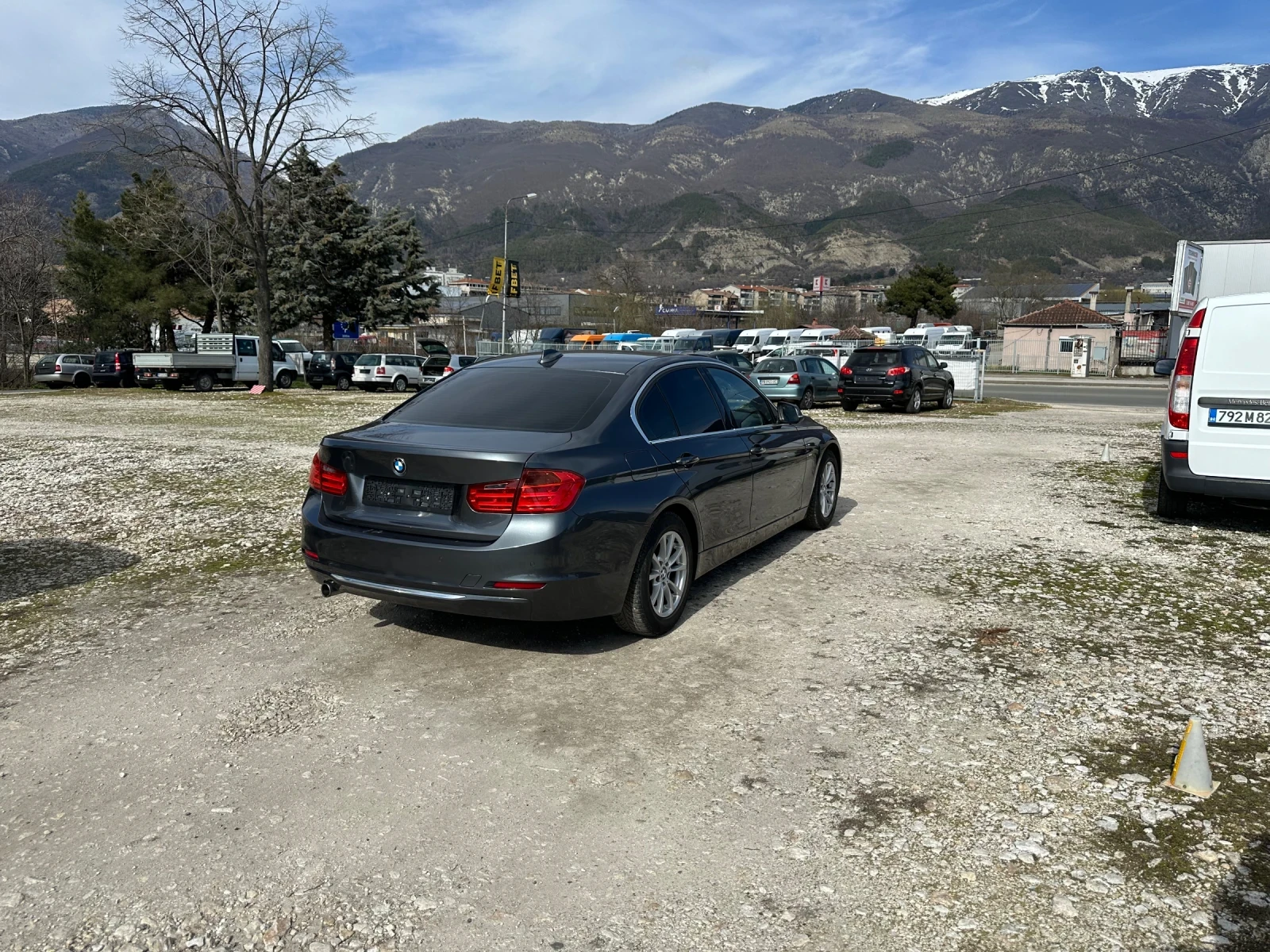 BMW 320 2.0, снимка 5 - Автомобили и джипове - 53772491