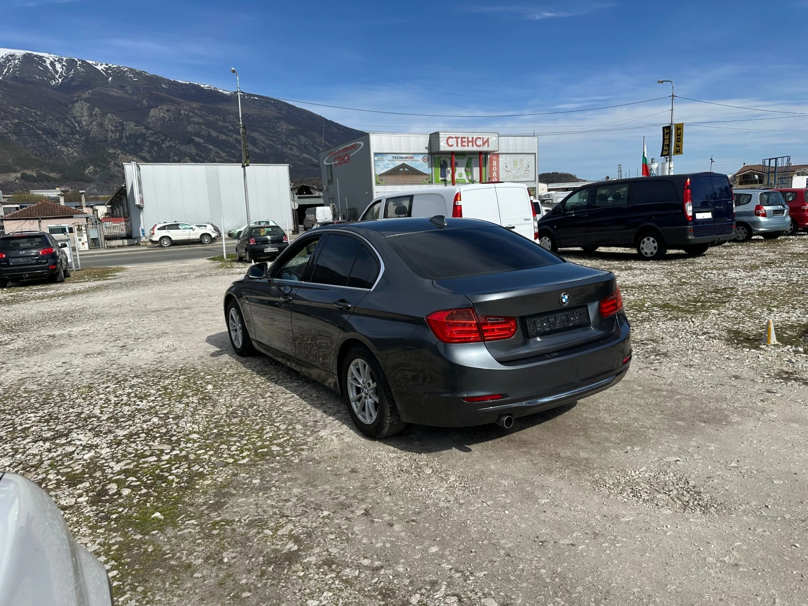 BMW 320 2.0, снимка 6 - Автомобили и джипове - 53772491
