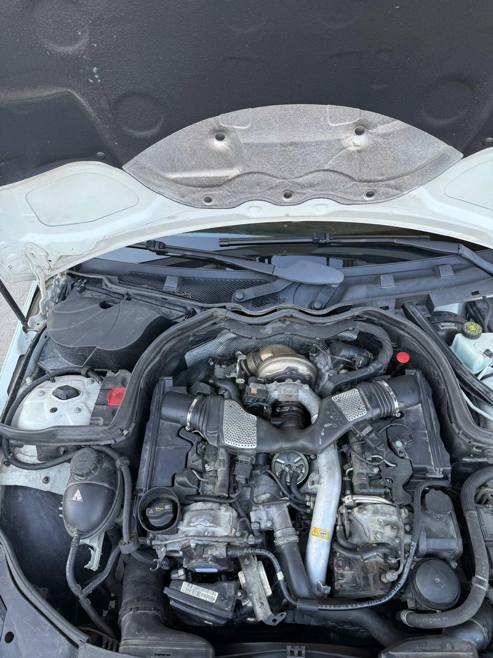 Mercedes-Benz C 320, снимка 15 - Автомобили и джипове - 53829968