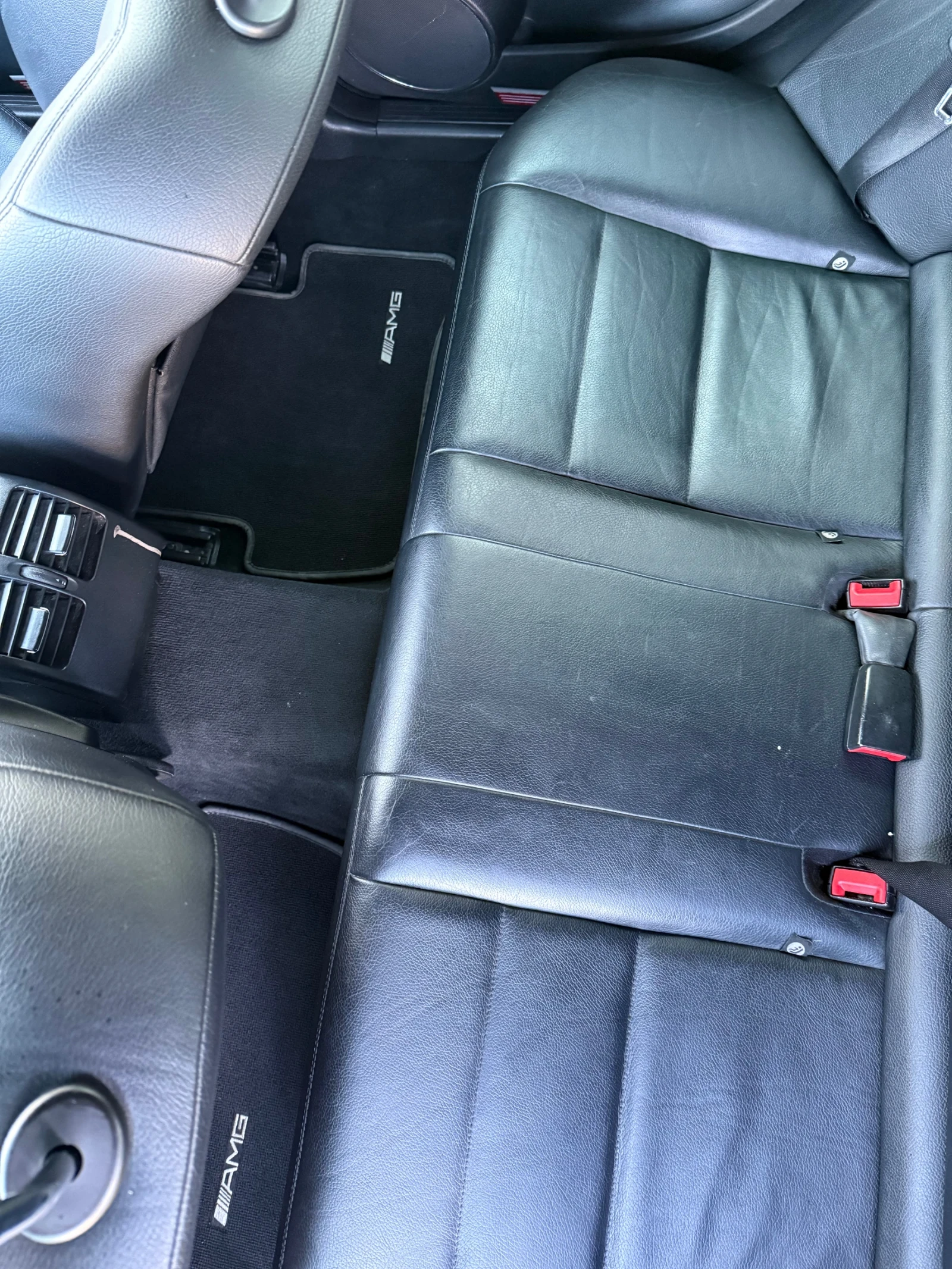 Mercedes-Benz C 320, снимка 13 - Автомобили и джипове - 53829968