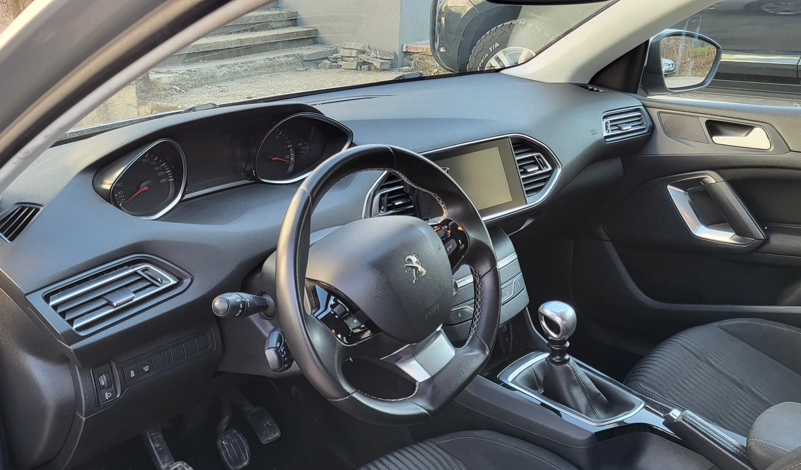 Peugeot 308, снимка 7 - Автомобили и джипове - 53872380