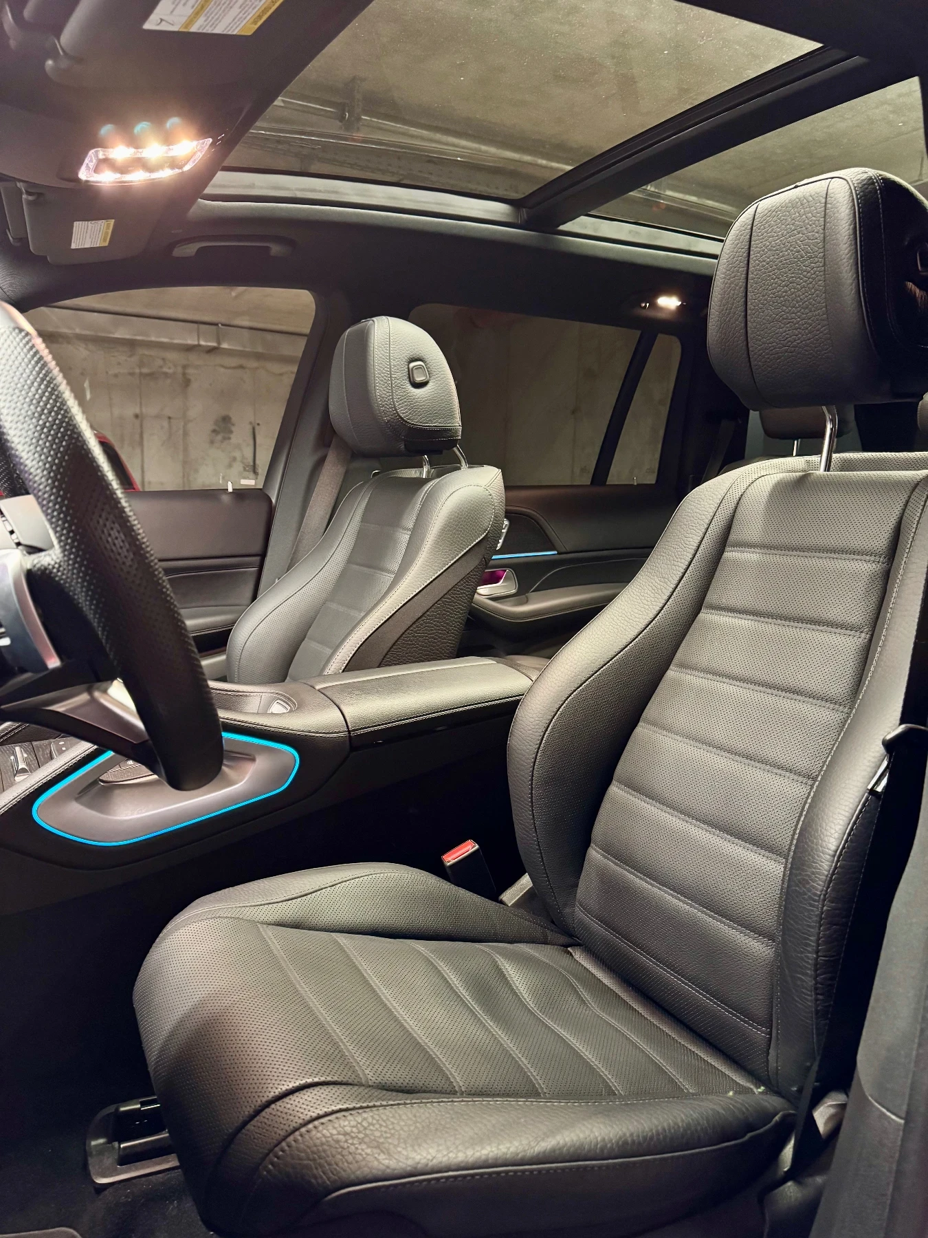 Mercedes-Benz GLS 450 * AMG package * Night package * Massage* , снимка 9 - Автомобили и джипове - 53983284