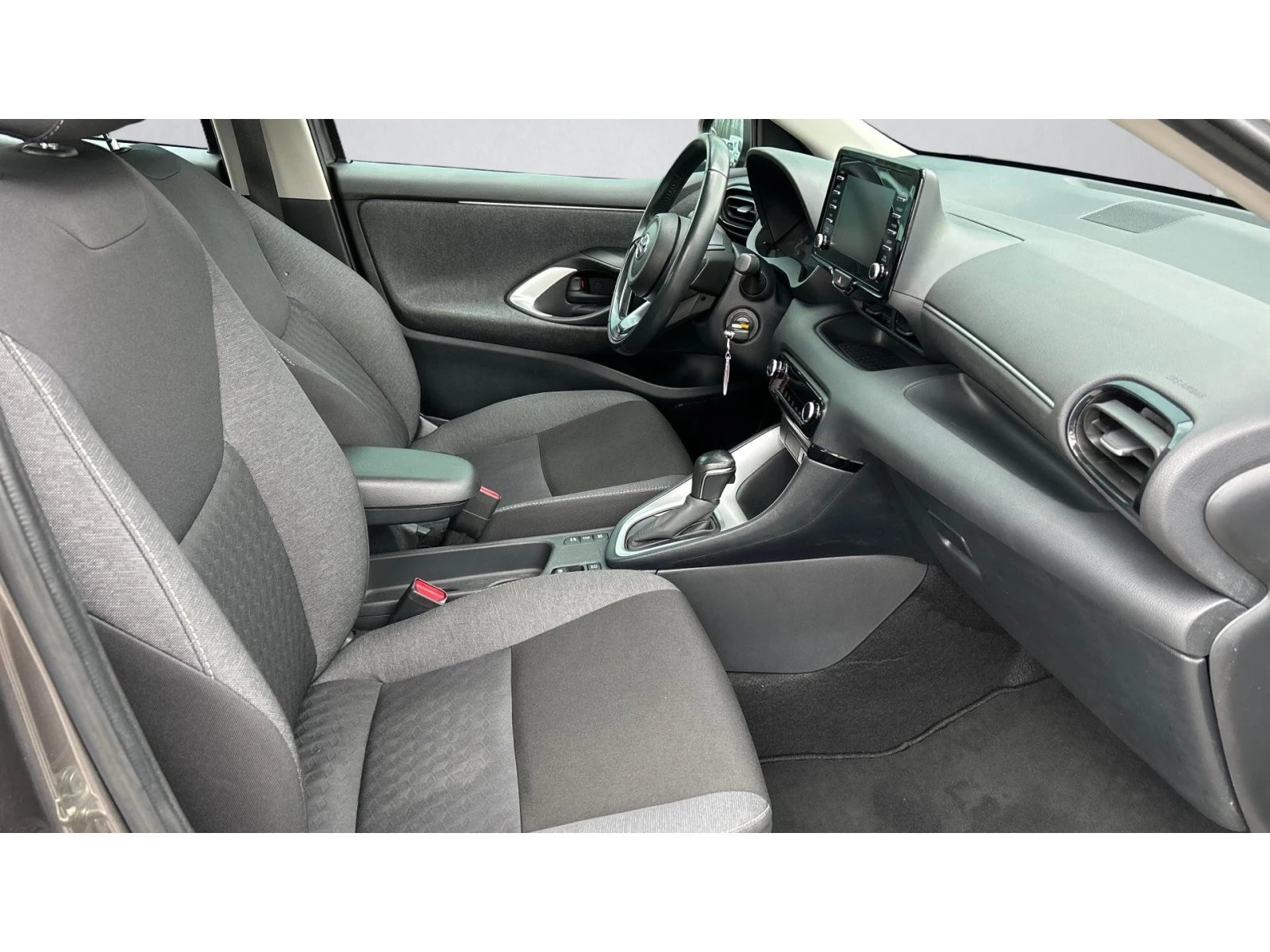 Toyota Yaris Месечна вноска от 265  , снимка 6 - Автомобили и джипове - 54068122