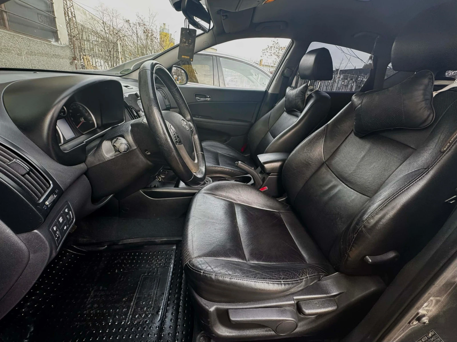 Hyundai I30 2.0 CRDi, снимка 8 - Автомобили и джипове - 54134294