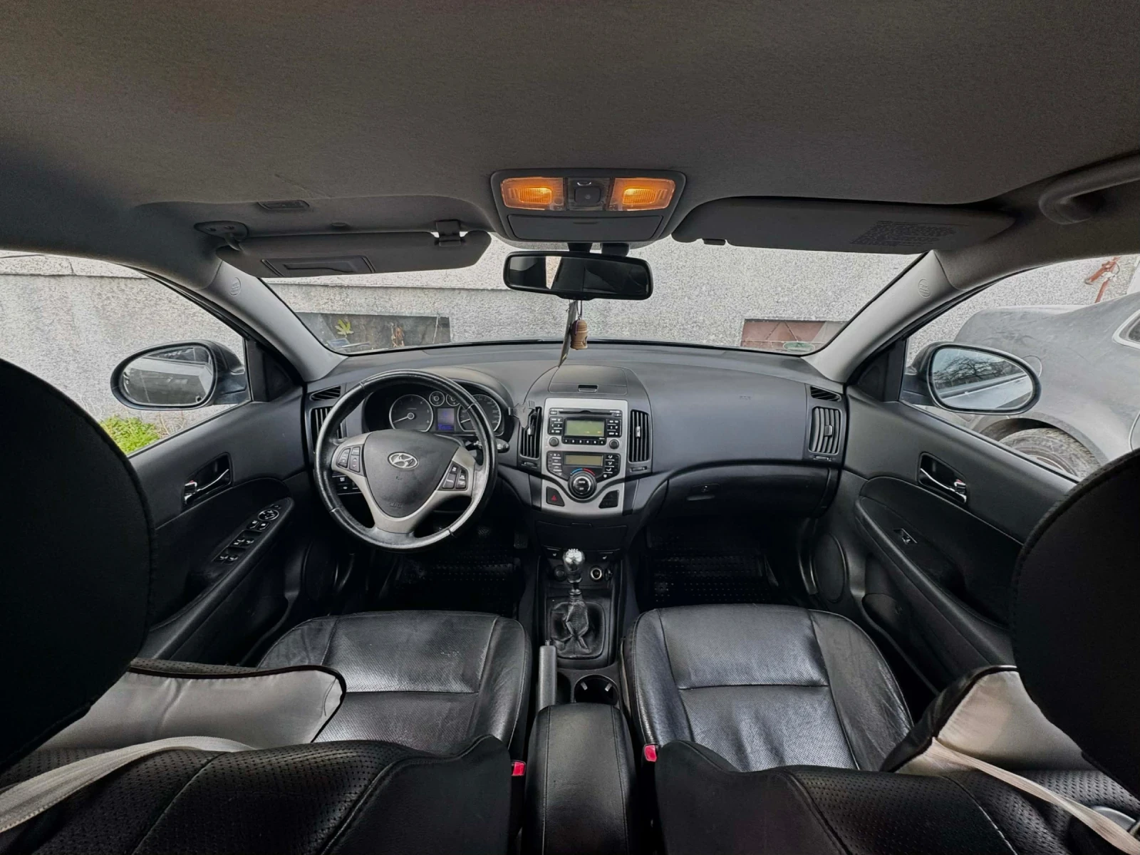 Hyundai I30 2.0 CRDi, снимка 7 - Автомобили и джипове - 54134294