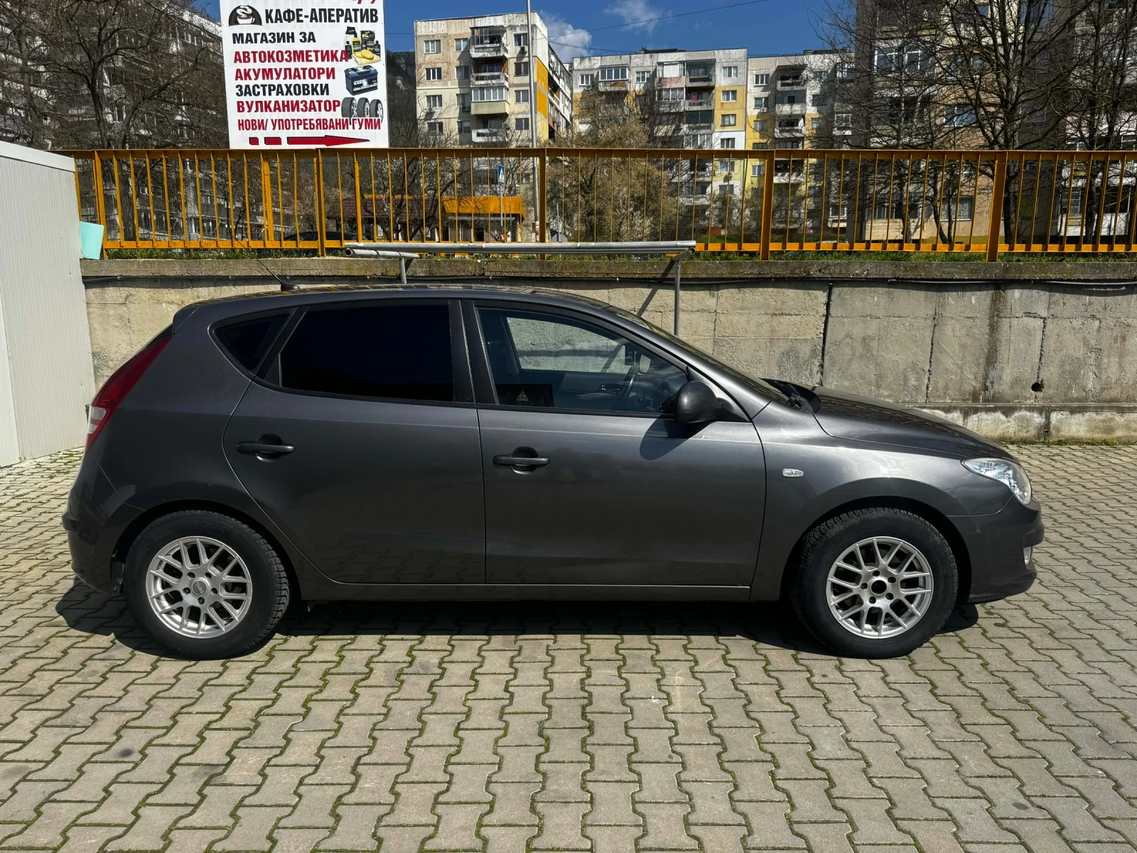 Hyundai I30 2.0 CRDi, снимка 3 - Автомобили и джипове - 54134294