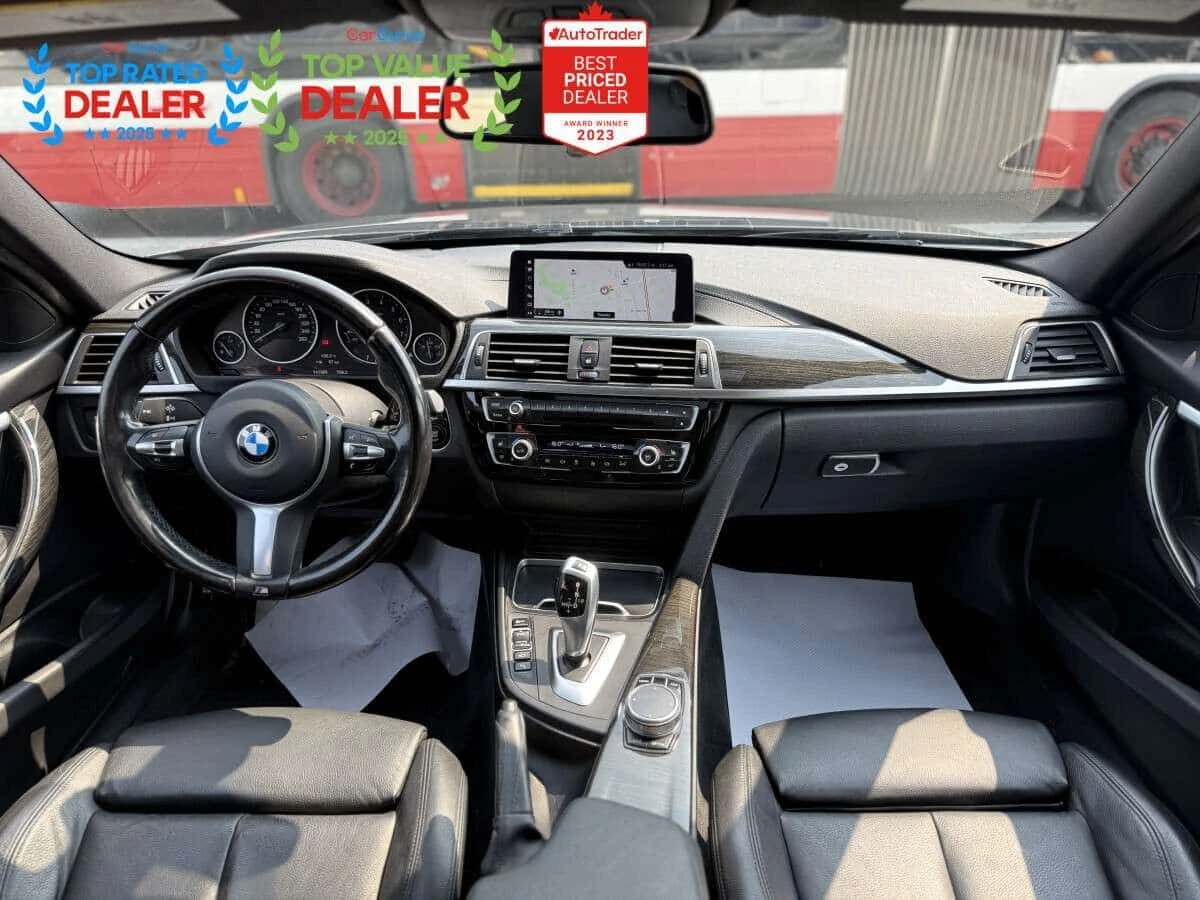 BMW 330 * xDrive * CARFAX * ЦЕНА ДО БГ, снимка 13 - Автомобили и джипове - 54371327