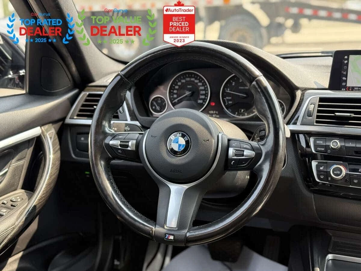 BMW 330 * xDrive * CARFAX * ЦЕНА ДО БГ, снимка 16 - Автомобили и джипове - 54371327