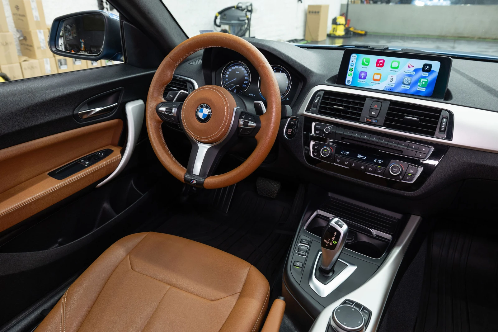 BMW 220 Individual, Facelift, снимка 11 - Автомобили и джипове - 54516951
