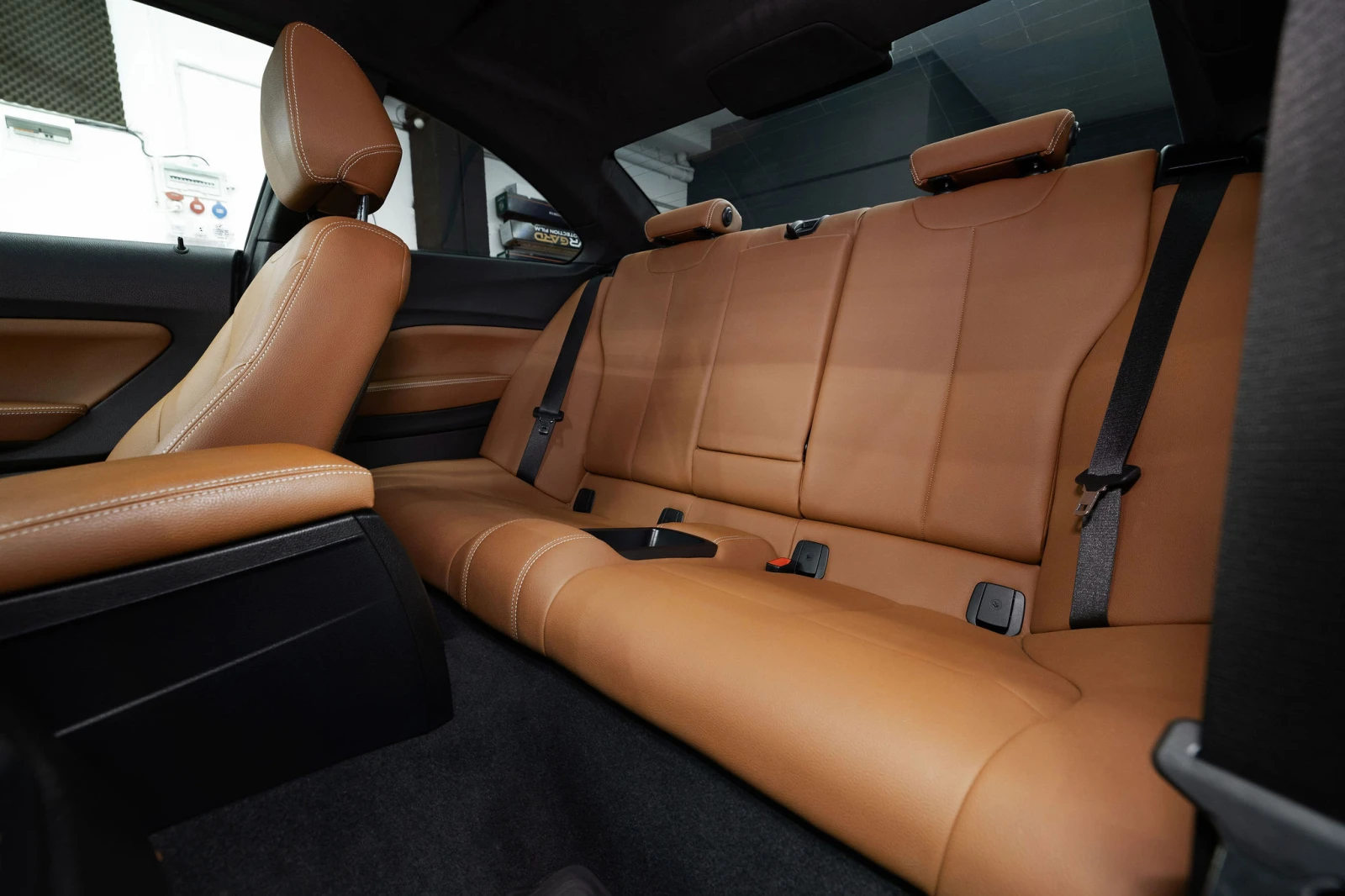 BMW 220 Individual, Facelift, снимка 12 - Автомобили и джипове - 54516951