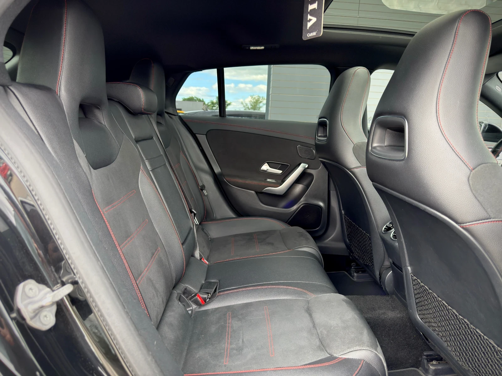 Mercedes-Benz CLA 220 AMG Line* Panorama* MultiBeam LED* Burmester* , снимка 10 - Автомобили и джипове - 54585190