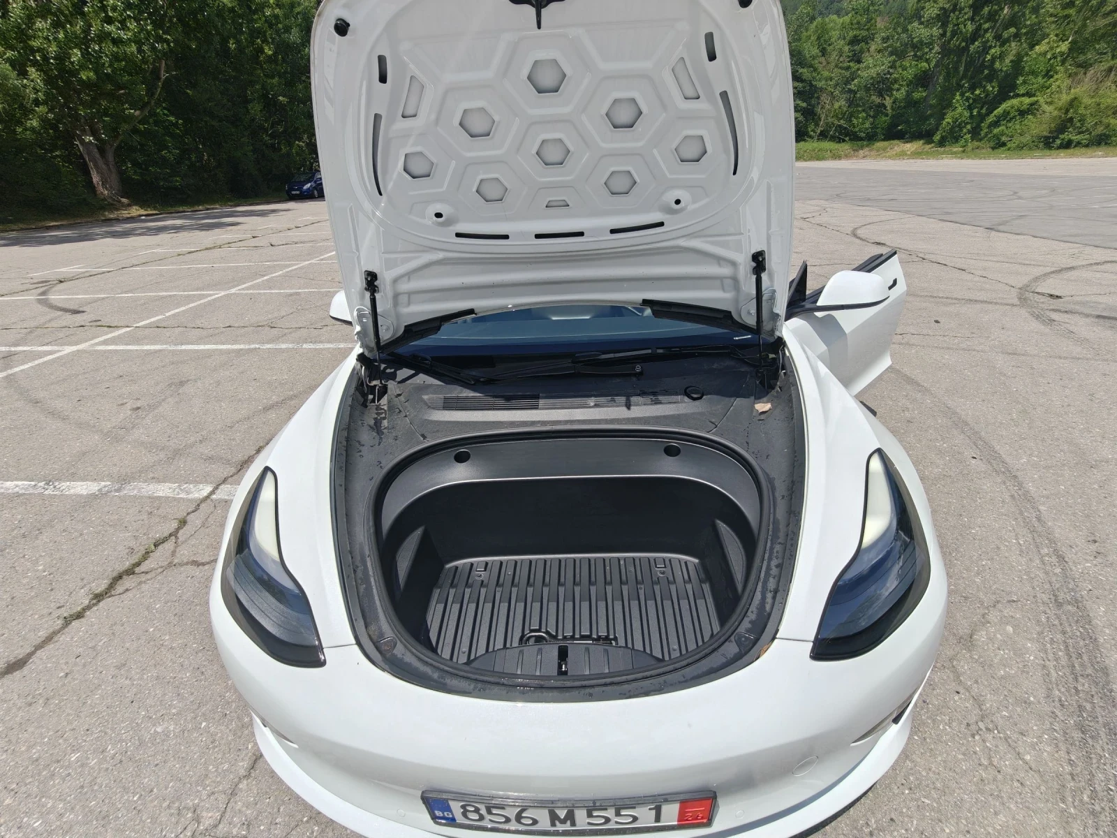 Tesla Model 3 Long range, снимка 11 - Автомобили и джипове - 55056247