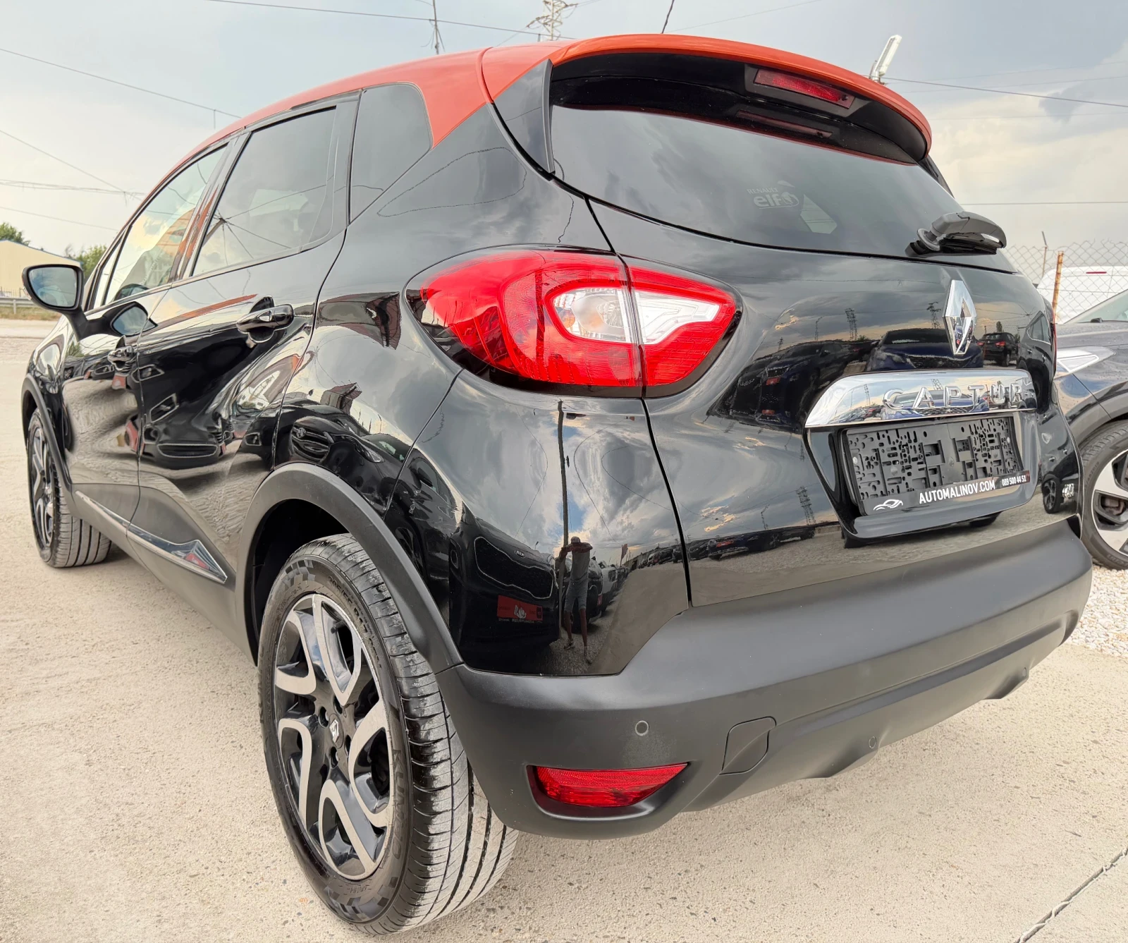 Renault Captur Bi color, key less, navi, camera, снимка 6 - Автомобили и джипове - 55125290