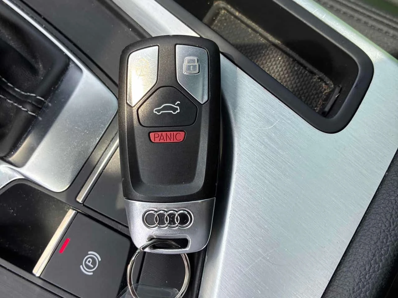 Audi A5 Technik | CARFAX | АВТОКРЕДИТ БЕЗ ПЪРВОНАЧАЛНА , снимка 12 - Автомобили и джипове - 55419712
