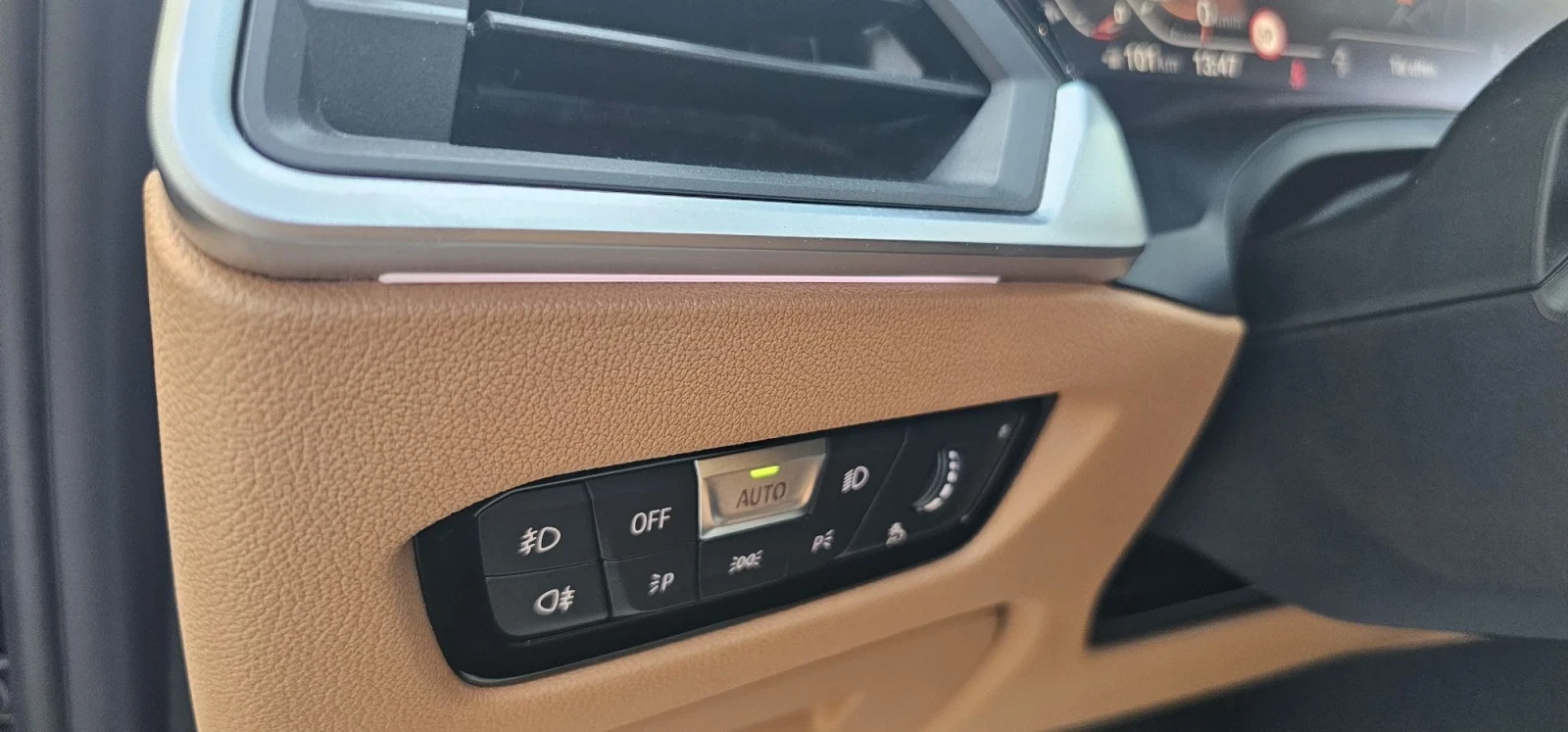 BMW 330 330i Кожа Подгрев Шибидах Сервизна история , снимка 11 - Автомобили и джипове - 55692656