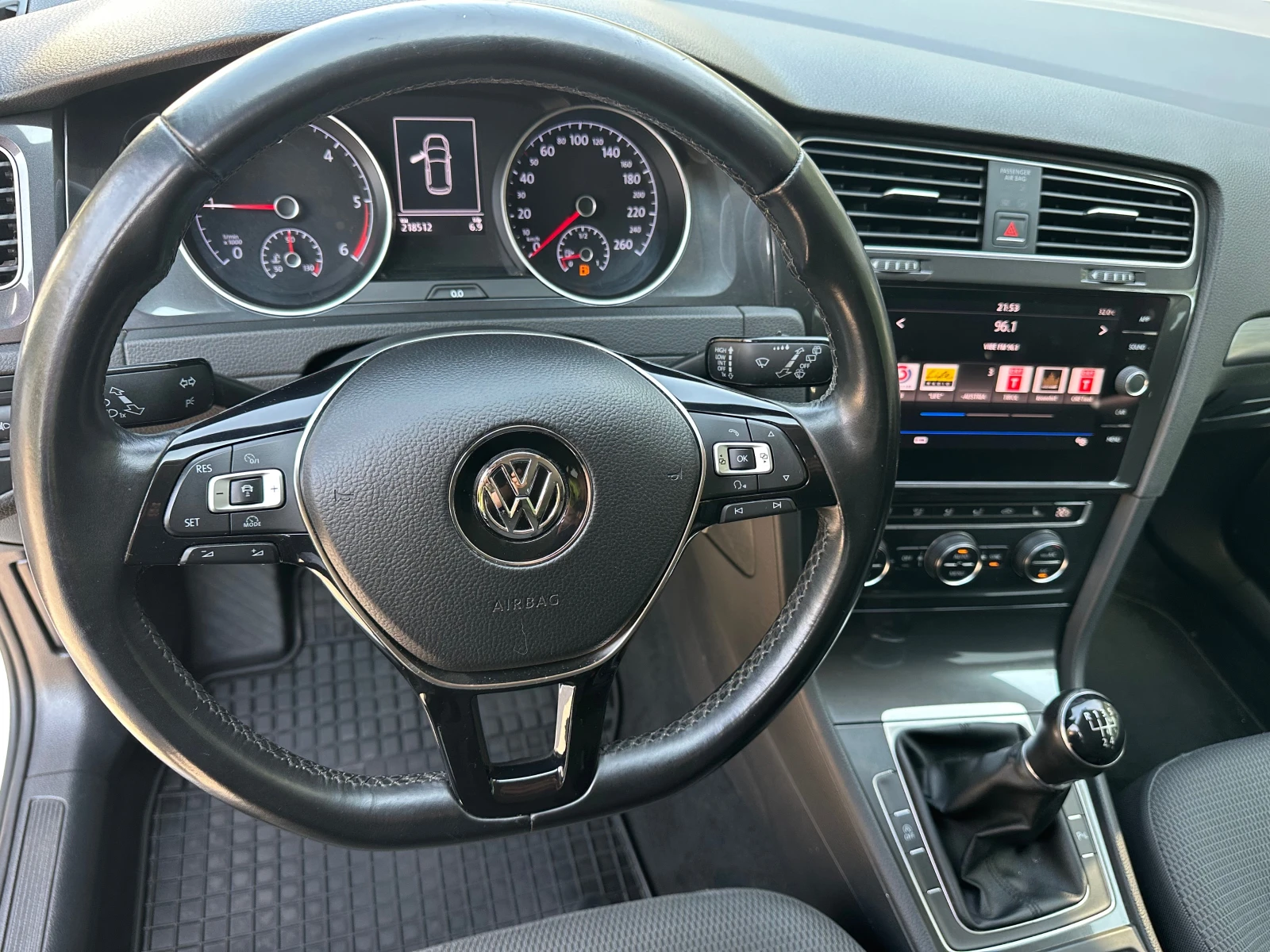 VW Golf 7.5* FaceLift, снимка 16 - Автомобили и джипове - 55715082