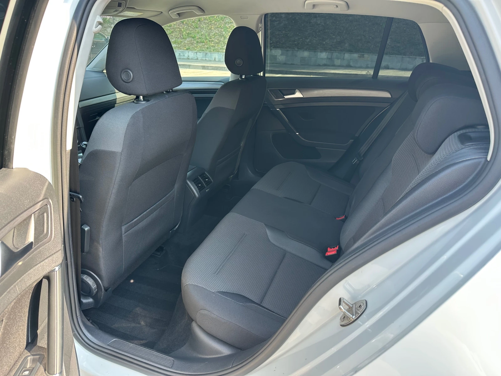 VW Golf 7.5* FaceLift, снимка 11 - Автомобили и джипове - 55715082