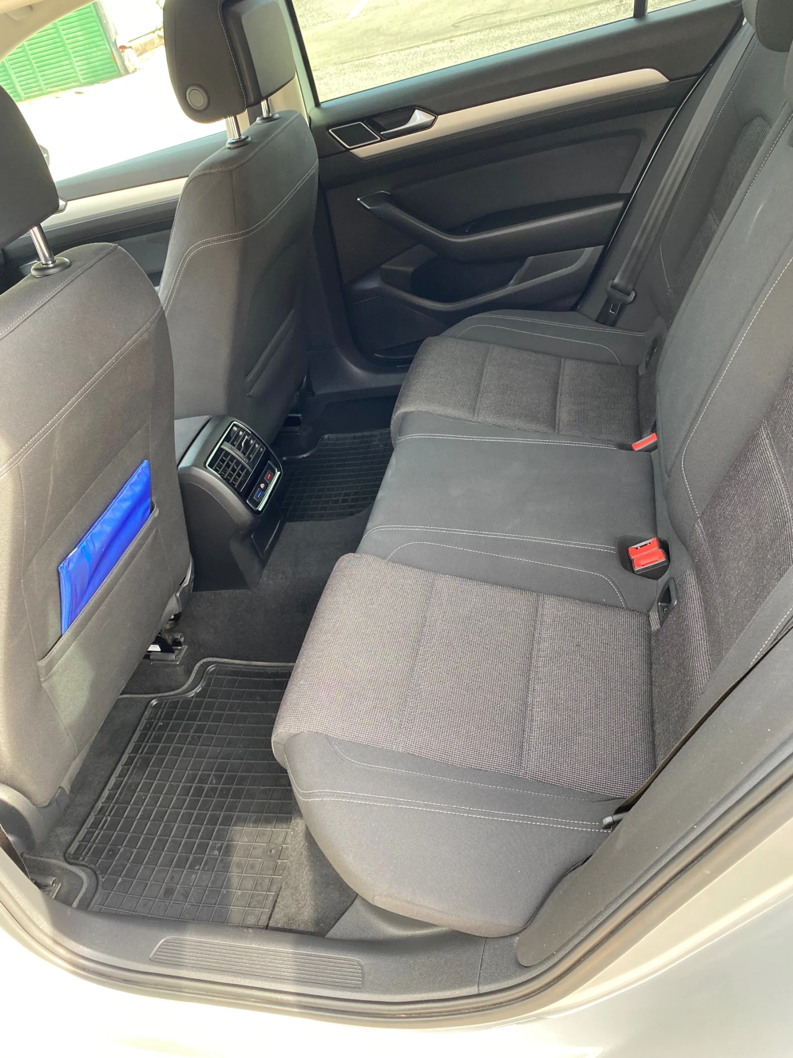 VW Passat, снимка 5 - Автомобили и джипове - 55965520