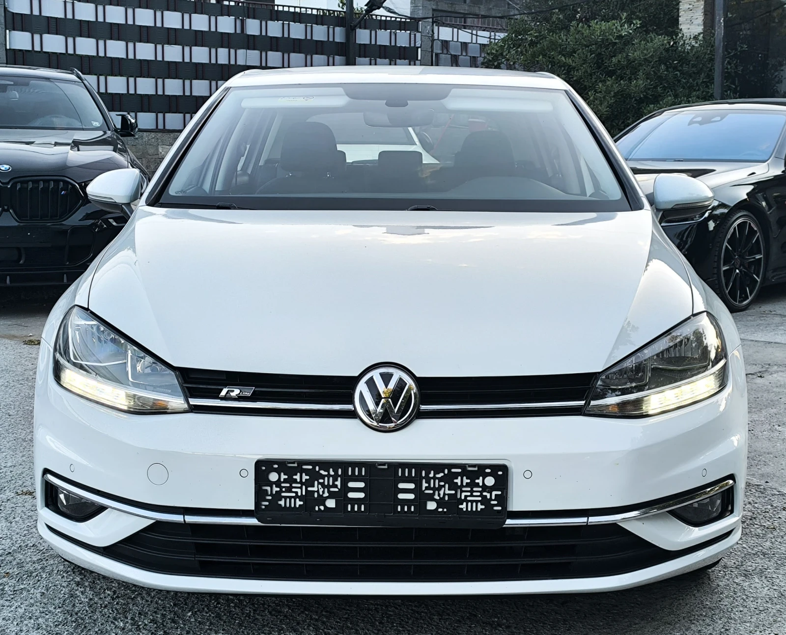 VW Golf 2.0TDI DSG HIGHLINE , снимка 2 - Автомобили и джипове - 55986652