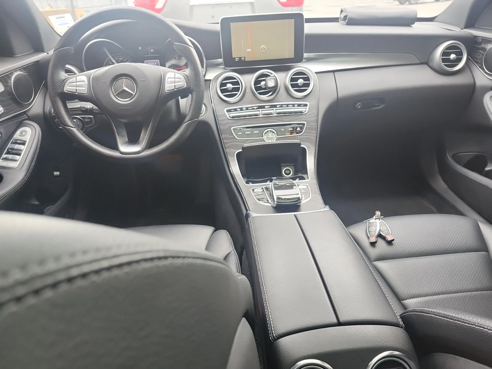 Mercedes-Benz C 300 АВТОКРЕДИТ, снимка 7 - Автомобили и джипове - 56011344