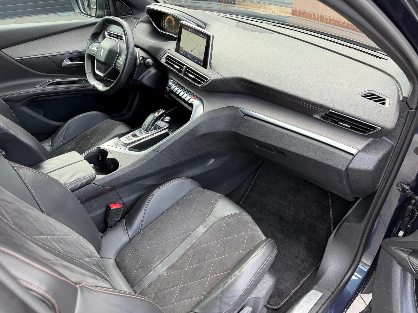 Peugeot 5008 2.0HDI GT-line 180ks. 7-Mesta #DISTR#Cam360#KeyLes | Mobile.bg � ����������� 11