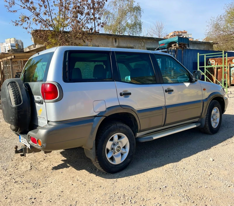 Nissan Terrano 3.0 TDI, снимка 6 - Автомобили и джипове - 47717336