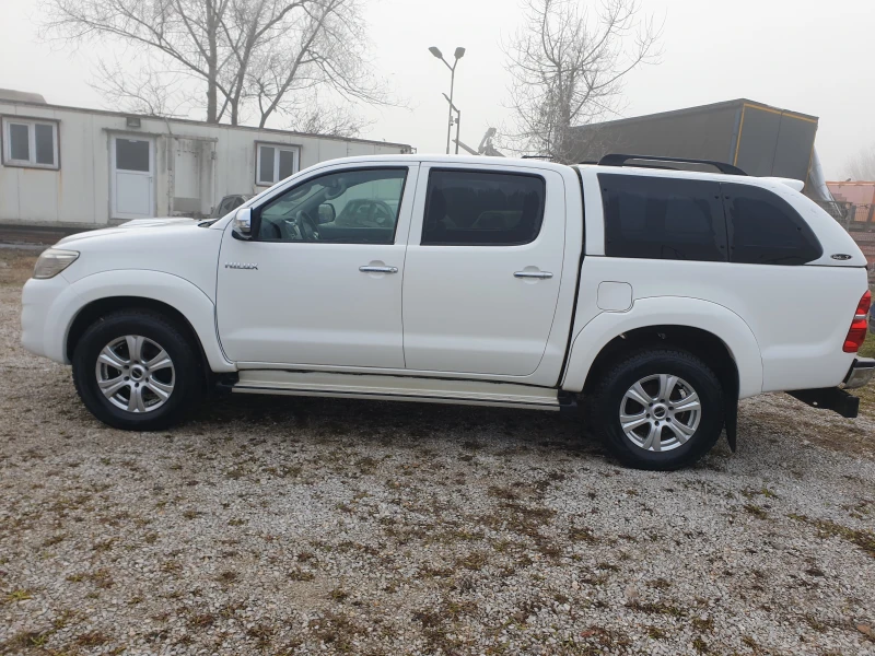 Toyota Hilux 3.0D-4D 172kc, снимка 7 - Автомобили и джипове - 48507551