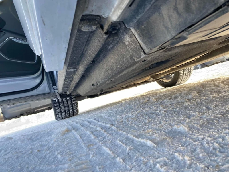 Audi Q3 * Technik * CARFAX * БЕЗ ПЪРВОНАЧАЛНА ВНОСКА, снимка 15 - Автомобили и джипове - 52891227