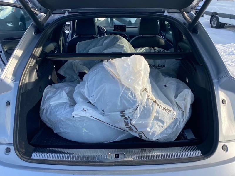 Audi Q3 * Technik * CARFAX * БЕЗ ПЪРВОНАЧАЛНА ВНОСКА, снимка 16 - Автомобили и джипове - 52891227