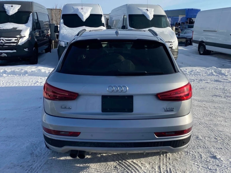 Audi Q3 * Technik * CARFAX * БЕЗ ПЪРВОНАЧАЛНА ВНОСКА, снимка 4 - Автомобили и джипове - 52891227