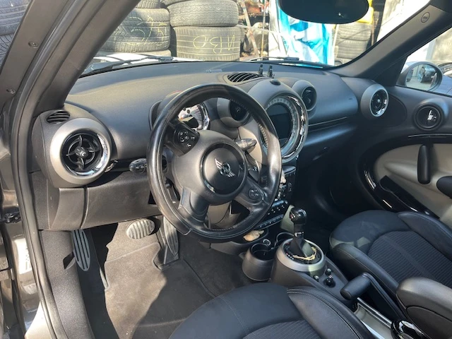 Mini Countryman S, снимка 3 - Автомобили и джипове - 49095279