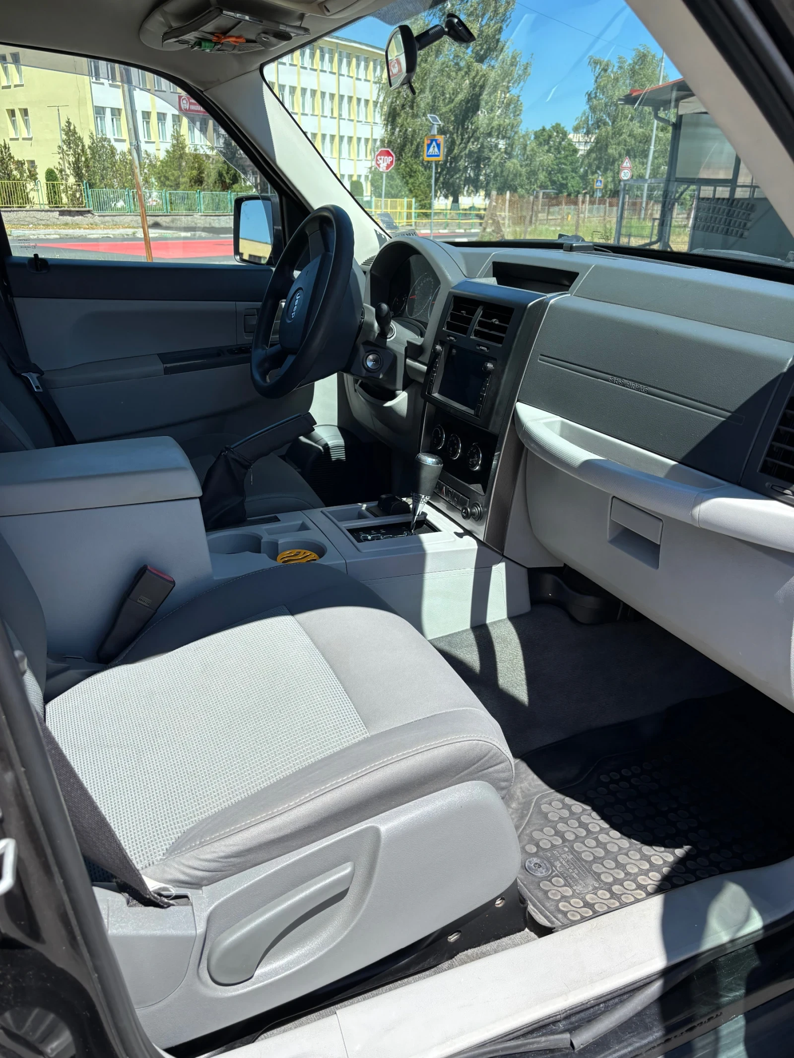 Jeep Cherokee 2.8 CRD - изображение 8