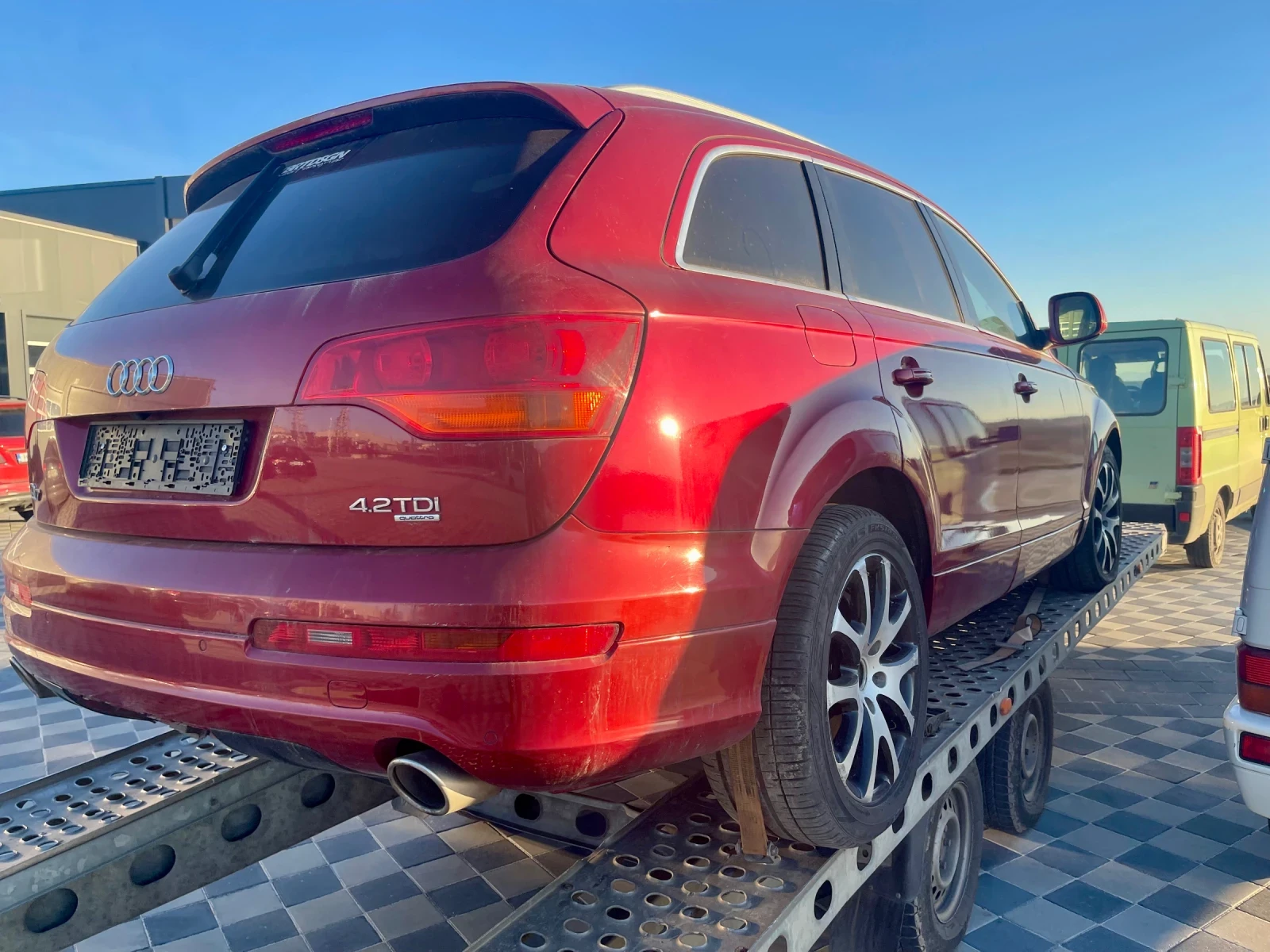 Audi Q7 S-Line/4.2tdi-6места-Цяла или на части/Бартер - изображение 3