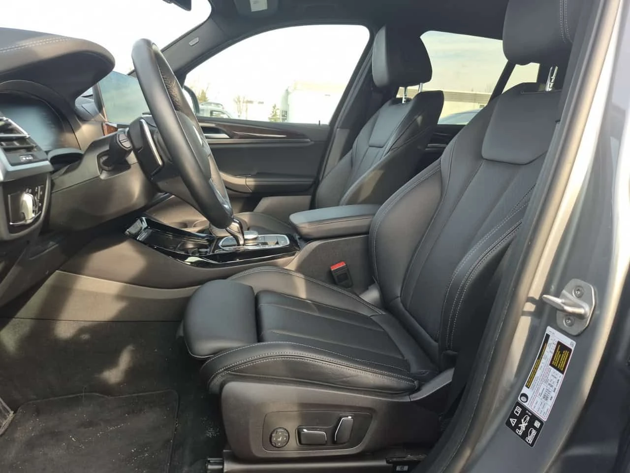 BMW X3  XDRIVE30I /360/DISTRONIC/HARMAN KARDON, снимка 5 - Автомобили и джипове - 54060713