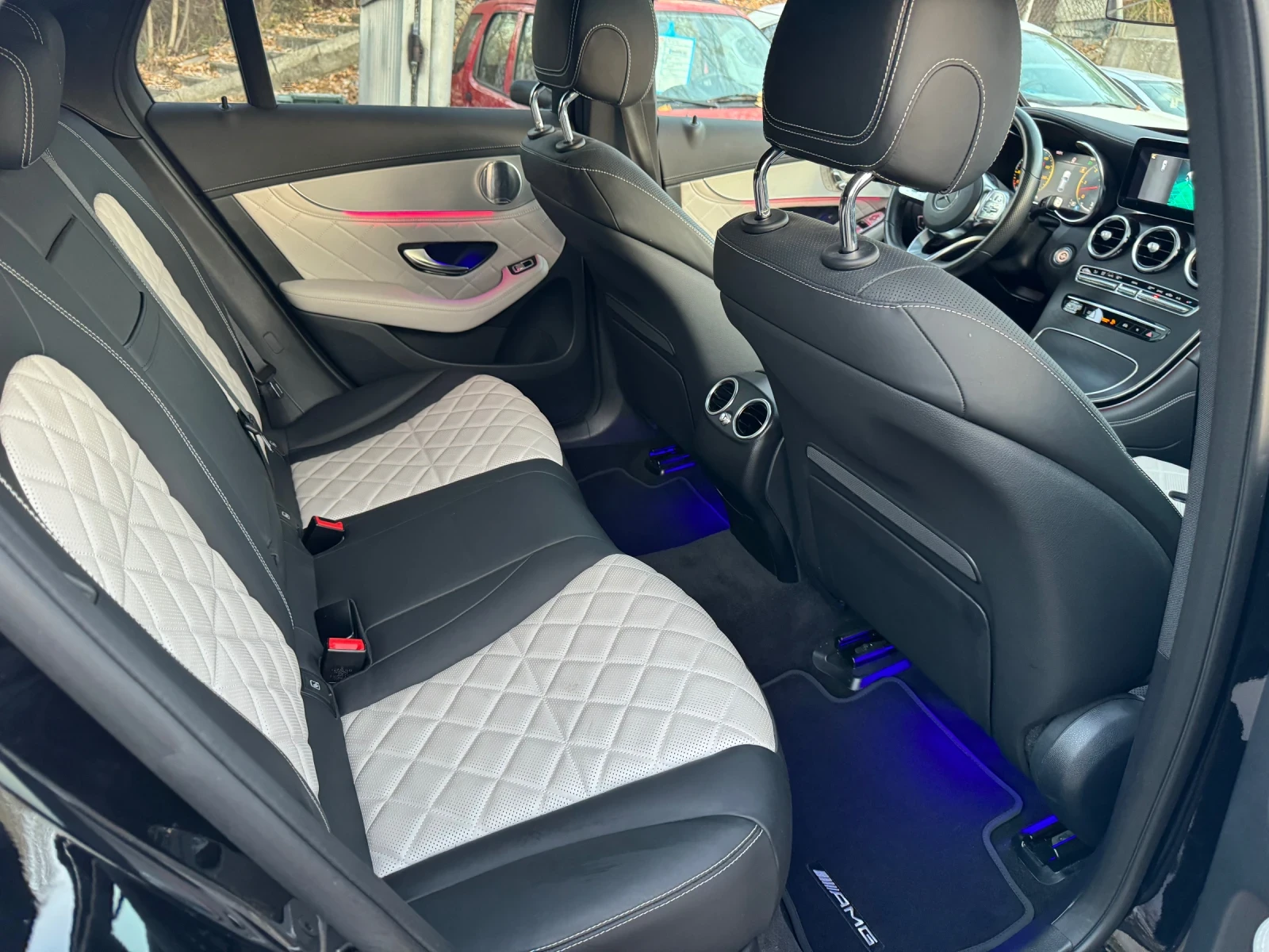 Mercedes-Benz GLC 400 d* 4matic* AMG* Designo* FULL, снимка 16 - Автомобили и джипове - 54175636