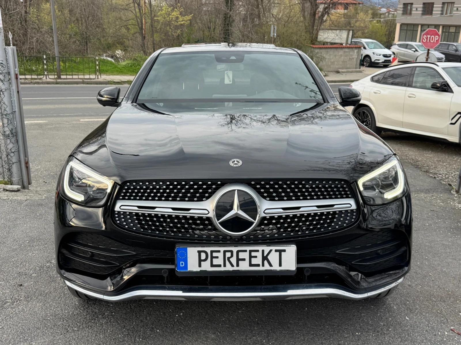 Mercedes-Benz GLC 400 d* 4matic* AMG* Designo* FULL, снимка 2 - Автомобили и джипове - 54175636