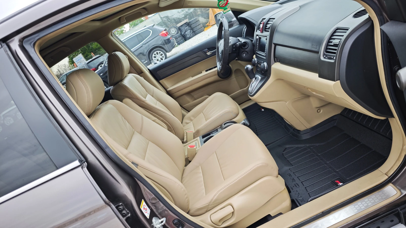 Honda Cr-v 8RAM/8ЯДР ANDROID-БЪЛГАРСКИ/СПОЙЛЕР/СТЕПЕН/РОЛБАР, снимка 11 - Автомобили и джипове - 54408527