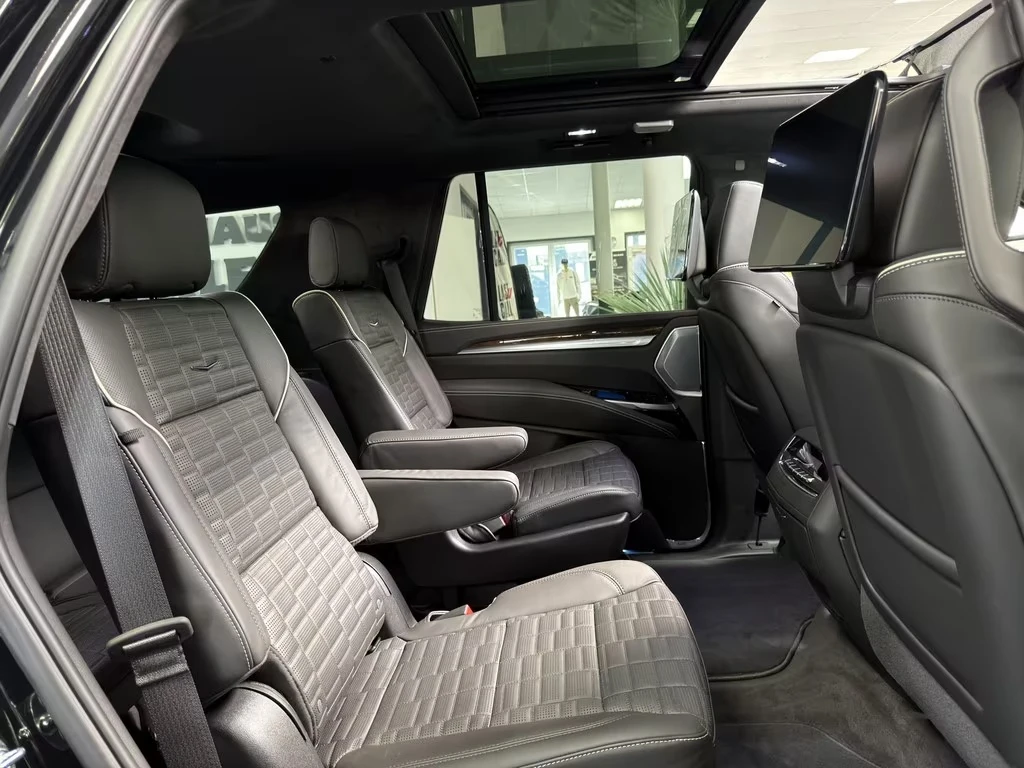Cadillac Escalade SPORT PLATINUM 6.2 V8, снимка 15 - Автомобили и джипове - 54743793